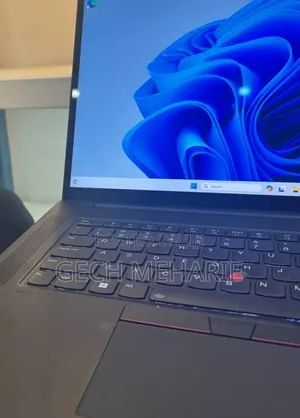 New Laptop Lenovo 32GB Intel Core i7 SSD 1T