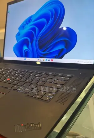 New Laptop Lenovo 32GB Intel Core i7 SSD 1T