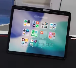 New Apple iPad Pro 1 TB Black