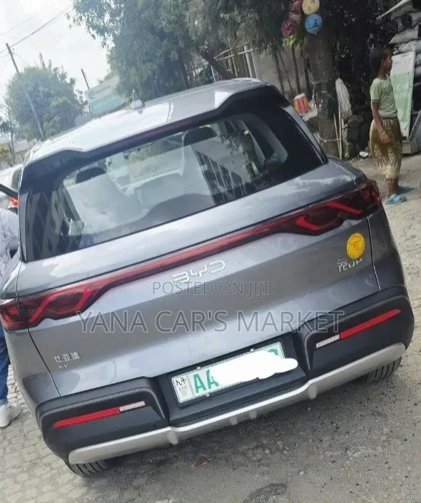 BYD Yuan Up 2025 Gray