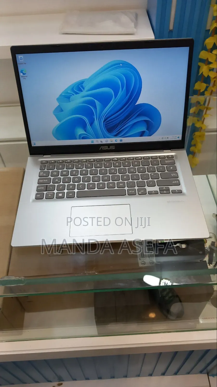 New Laptop Asus Vivobook 14 8GB AMD SSD 256GB