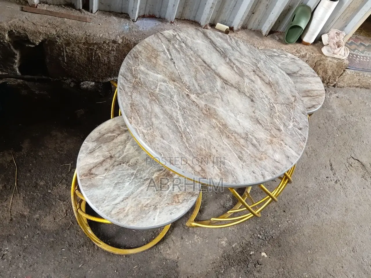Quality Dining Table With Chairs