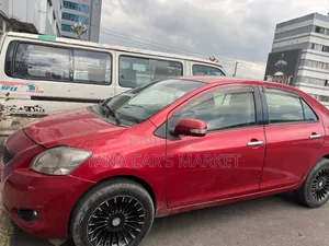 Toyota Belta 2009 Red