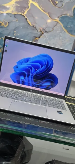 New Laptop HP EliteBook 840 16GB Intel Core i7 SSD 1T
