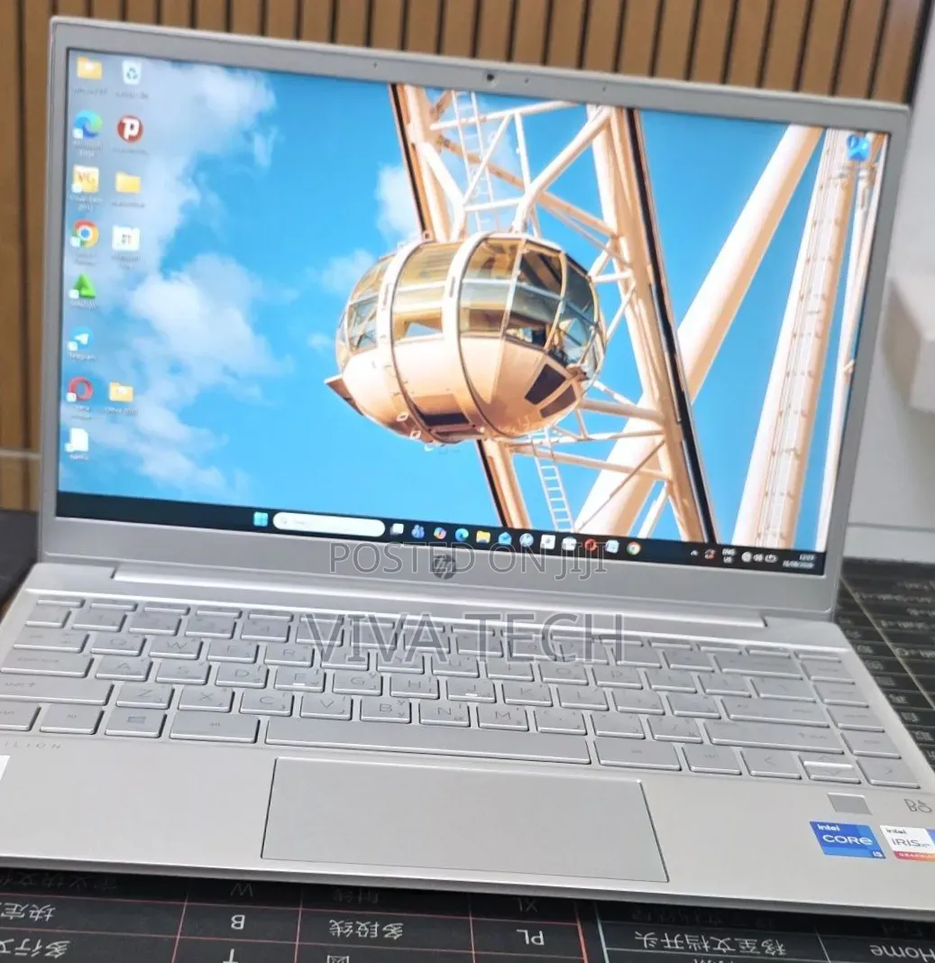 New Laptop HP Pavilion 13 8GB Intel Core i5 SSD 512GB