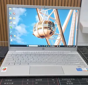 New Laptop HP Pavilion 13 8GB Intel Core i5 SSD 512GB