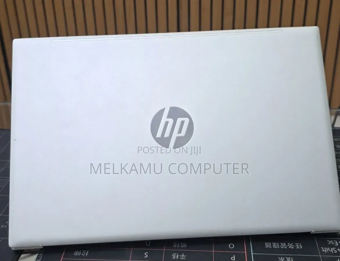 New Laptop HP Pavilion 13 8GB Intel Core i5 SSD 512GB