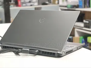 New Laptop MSI Cyborg 15 16GB Intel Core i7 SSD 1T