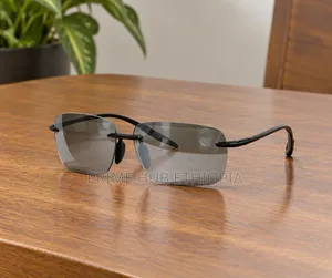Maui Jim
Huia Unisex Oval Sunglasses