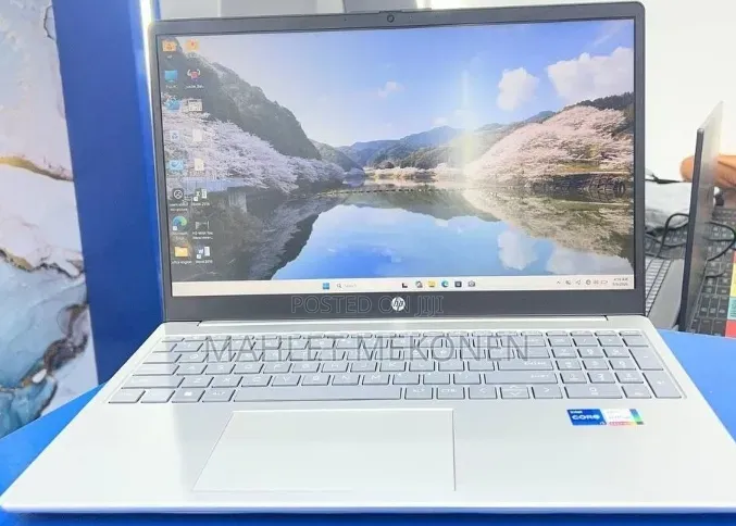 New Laptop HP Stream Notebook 16GB Intel Core i5 SSD 1T
