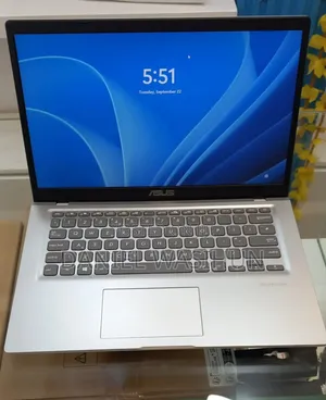 New Laptop Asus Vivobook 14 8GB Intel Atom SSD 256GB