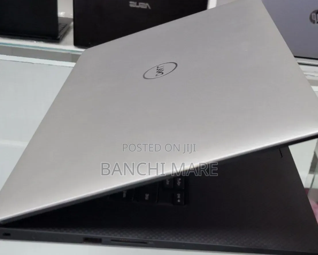New Laptop Dell Precision 5530 16GB Intel Core i7 SSD 512GB