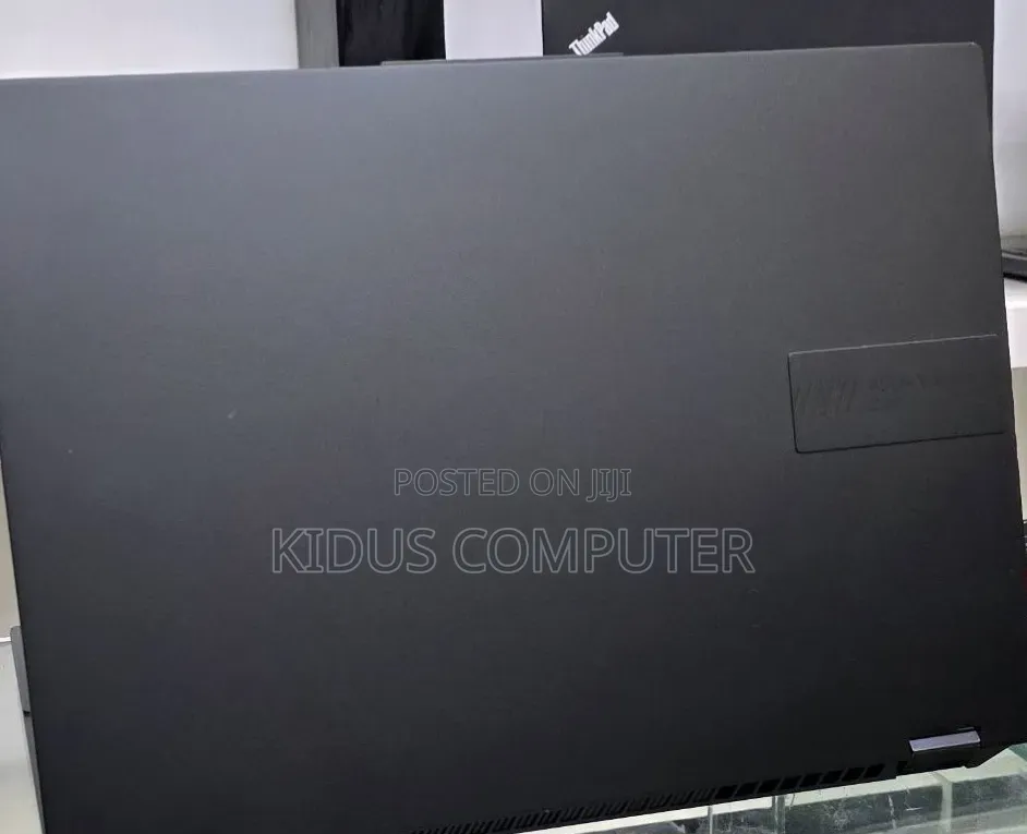 New Laptop Asus VivoBook 15 X505BA 16GB Intel Core i9 SSD 1T