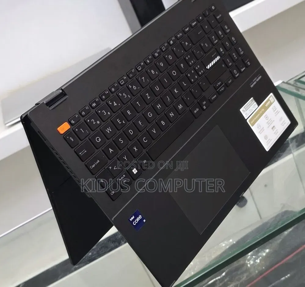New Laptop Asus VivoBook 15 X505BA 16GB Intel Core i9 SSD 1T