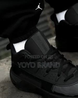 NIKE Air Jordan Max Aura 7"Triple Black"Half Boots