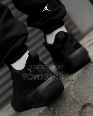 NIKE Air Jordan Max Aura 7"Triple Black"Half Boots