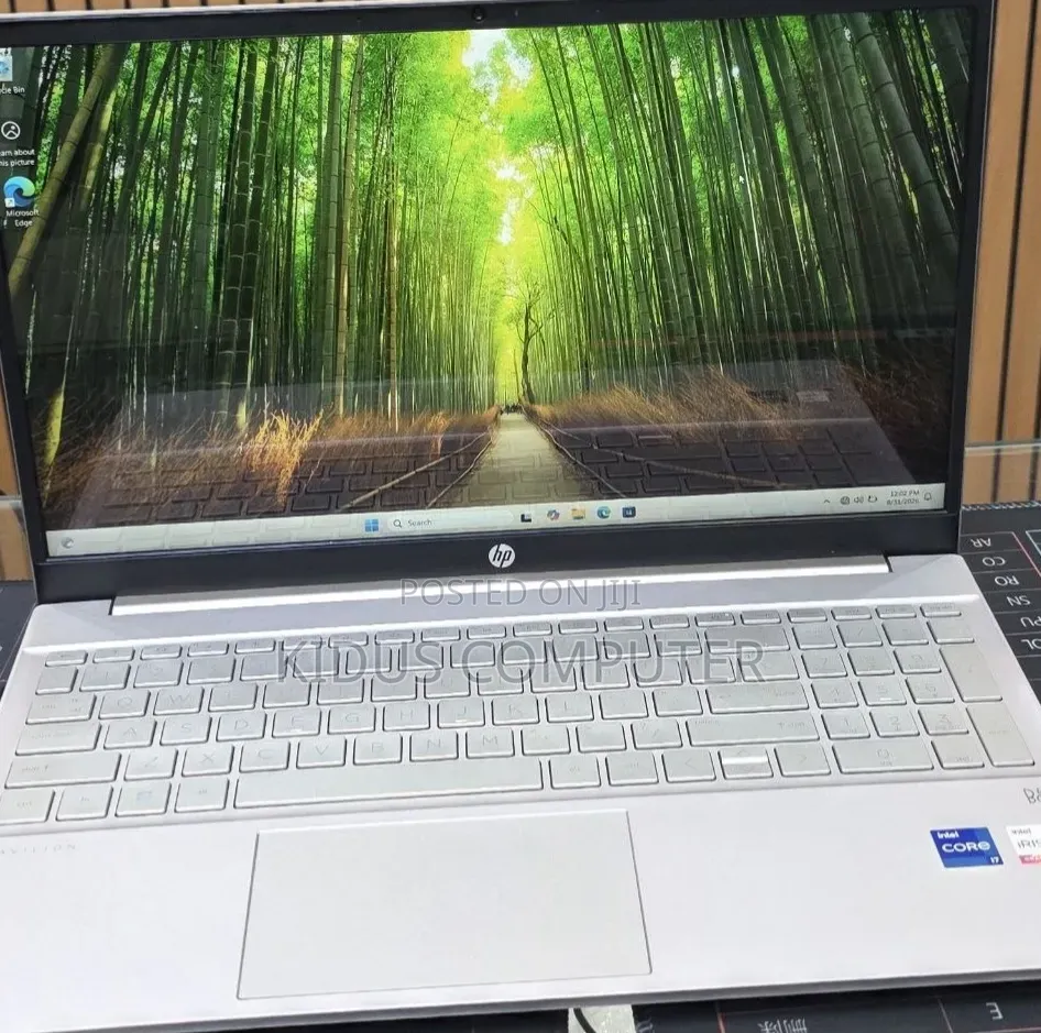 New Laptop HP Pavilion 15 16GB Intel Core i7 SSD 512GB