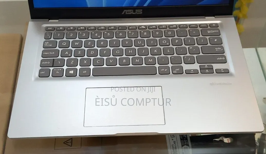 New Laptop Asus Vivobook 14 8GB AMD A4 SSD 256GB