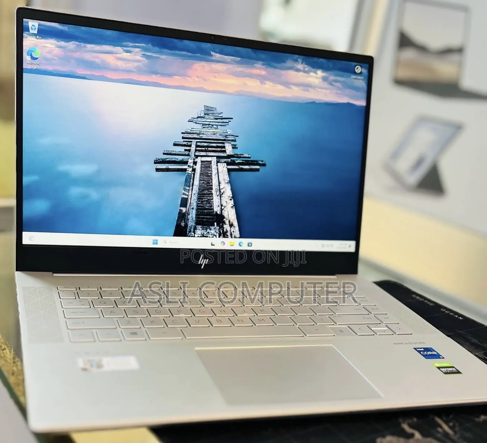 New Laptop HP Envy 15 16GB Intel Core i7 SSD 512GB
