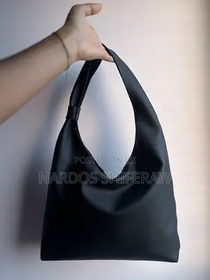 Hobo Bag (ሆቦ ባግ)
