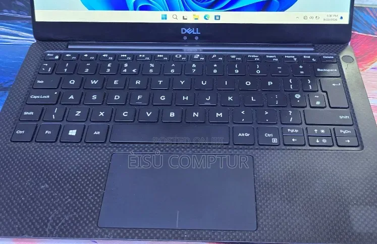 New Laptop Dell XPS 13 8GB Intel Core i5 SSD 256GB