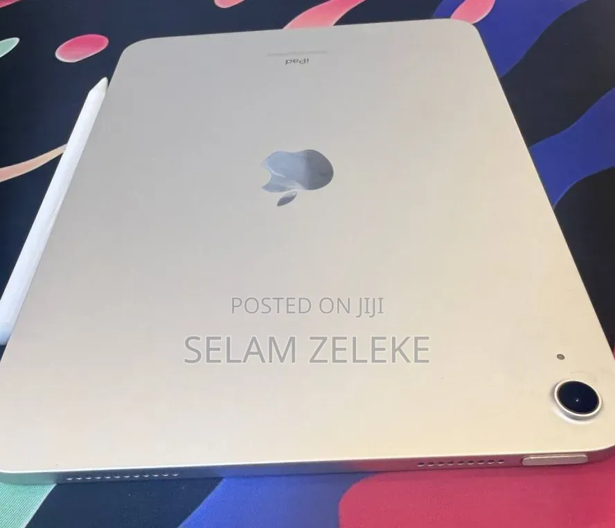 New Apple iPad Air 64 GB Silver