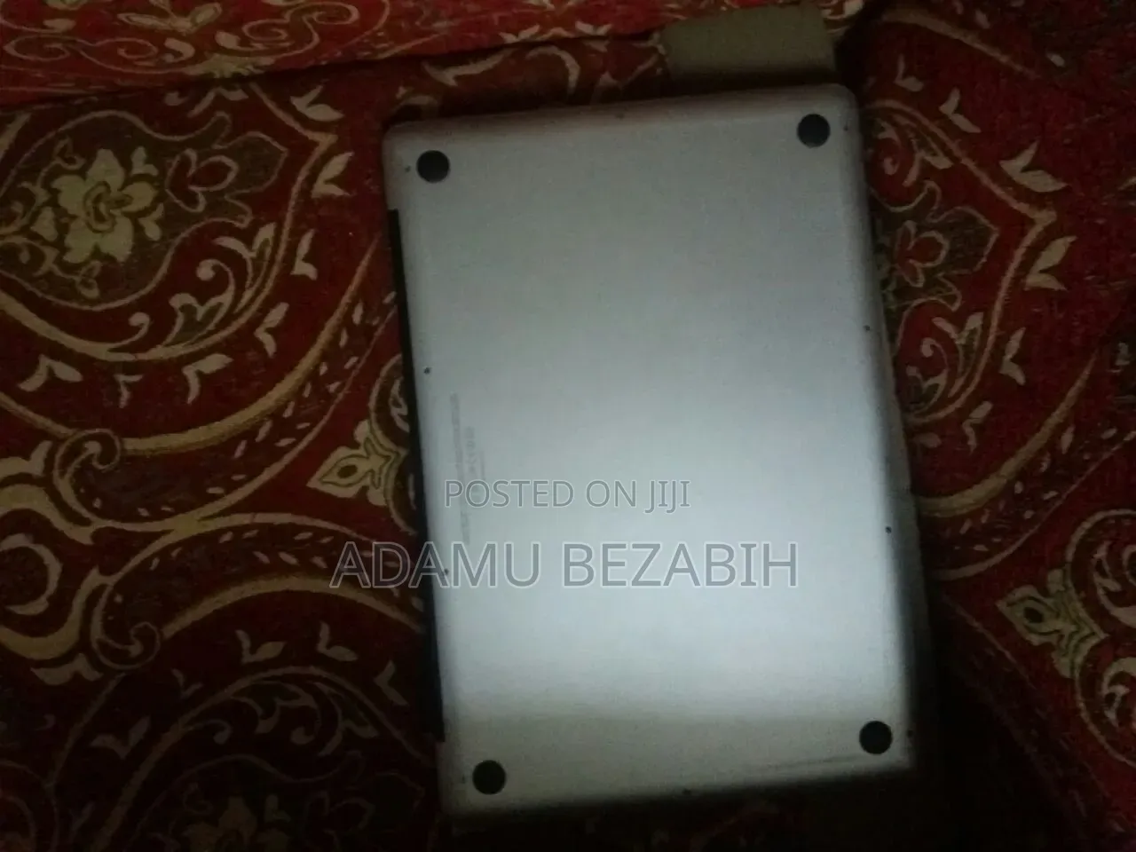 Laptop Apple MacBook 2010 4GB Intel Core i5 SSHD (Hybrid) 500GB