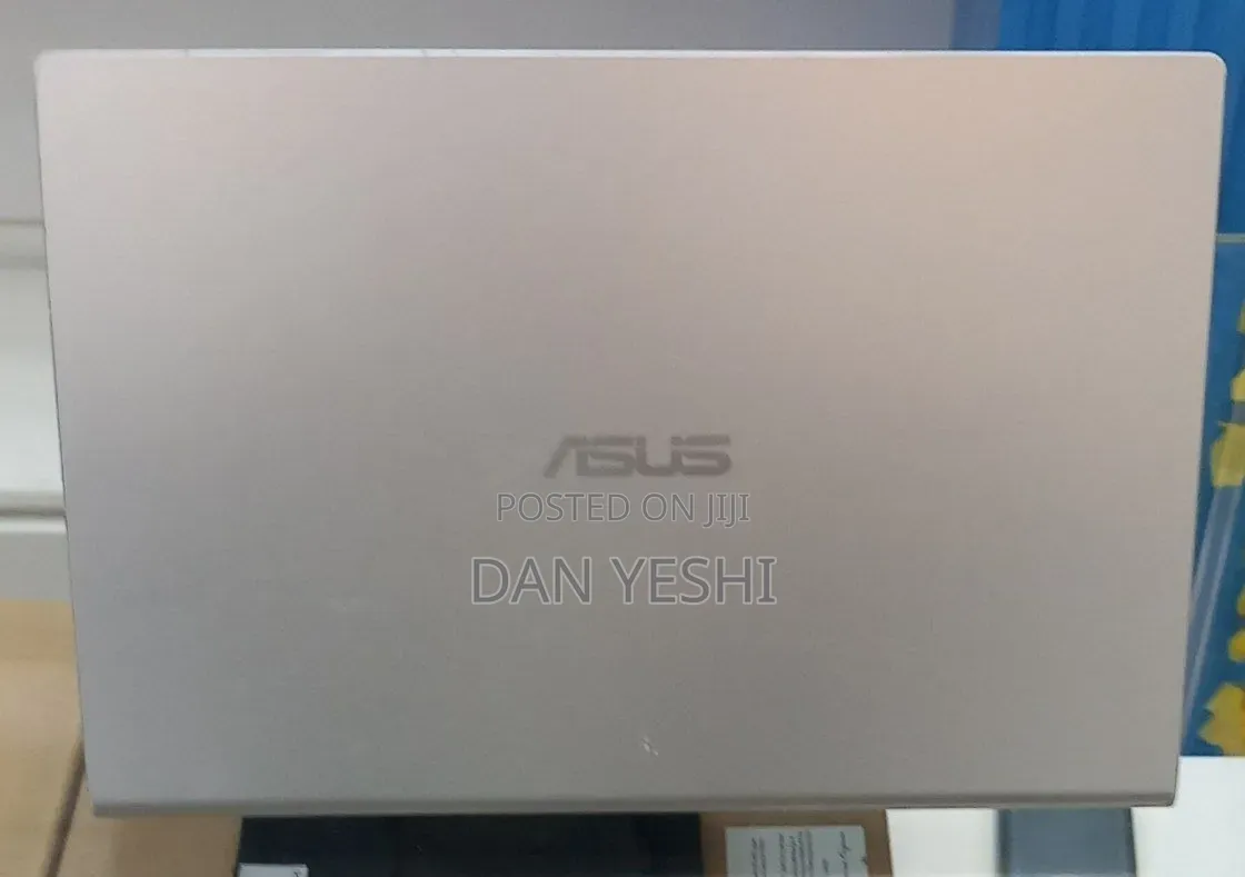 New Laptop Asus Vivobook 14 8GB Intel Core i5 SSD 256GB