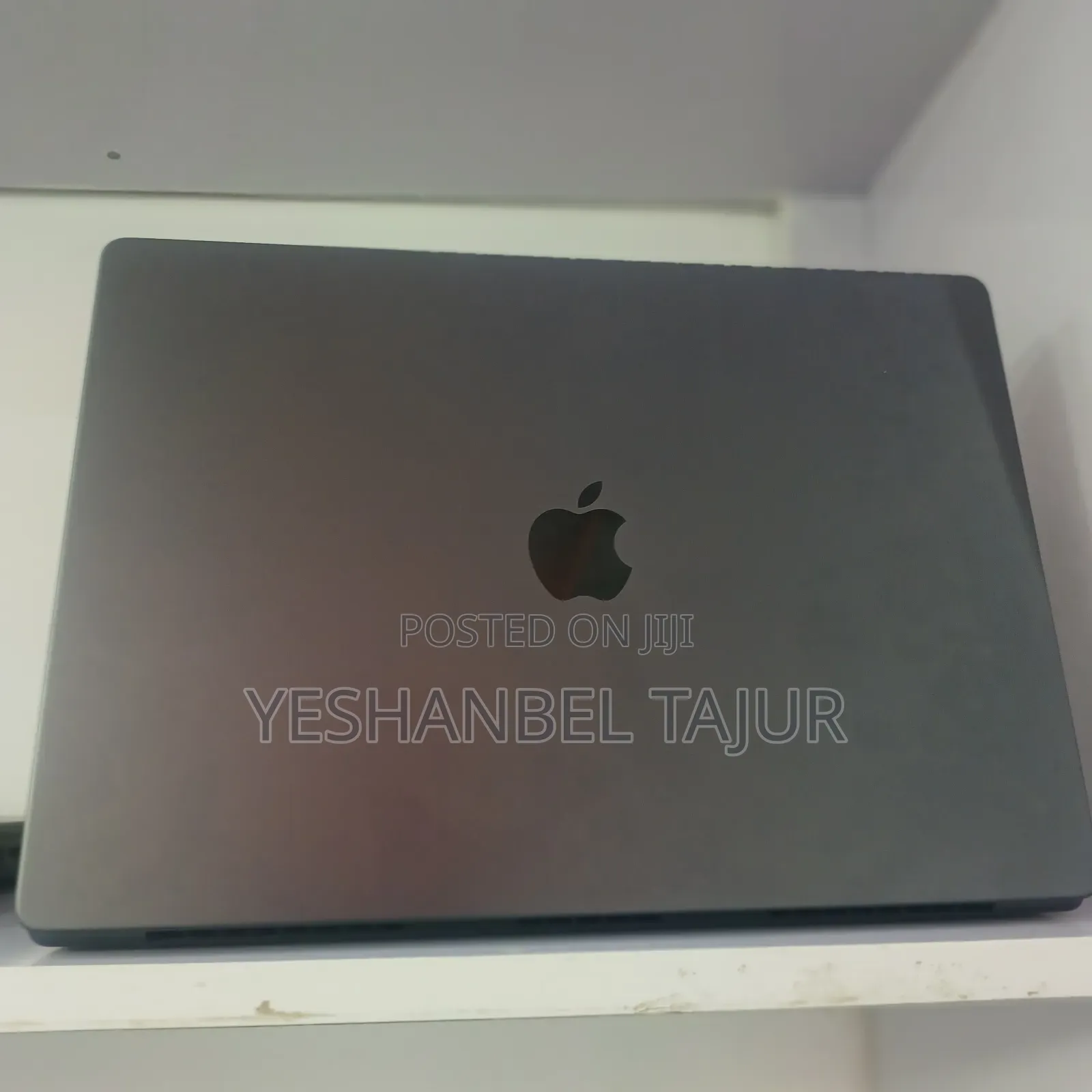 New Laptop Apple MacBook Pro 2024 M4 Max 48GB Apple M4 Max SSD 2T