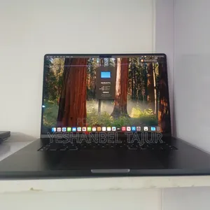 New Laptop Apple MacBook Pro 2024 M4 Max 48GB Apple M4 Max SSD 2T