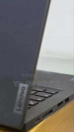 New Laptop Lenovo ThinkPad T14s Gen 2 16GB Intel Core i7 SSD 512GB