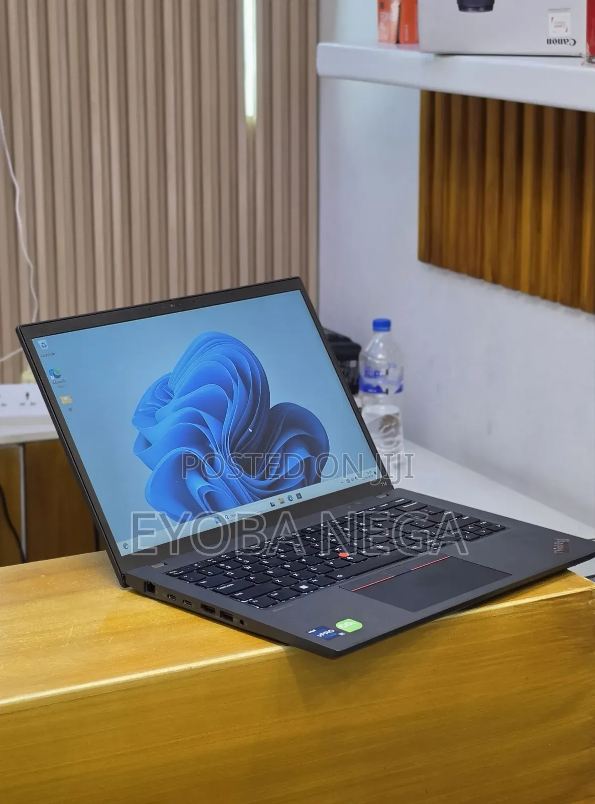 New Laptop Lenovo ThinkPad T14 G4 16GB Intel Core i7 SSD 512GB
