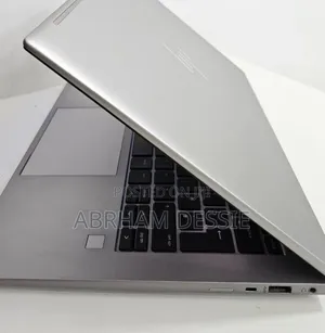 New Laptop HP 16GB Intel Core i5 SSD 512GB