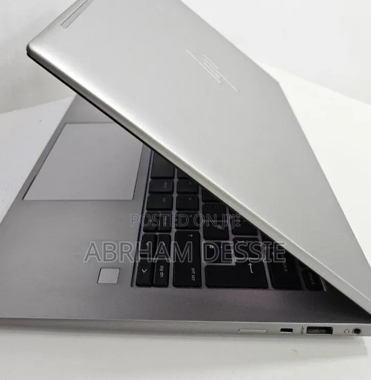 New Laptop HP 16GB Intel Core i5 SSD 512GB