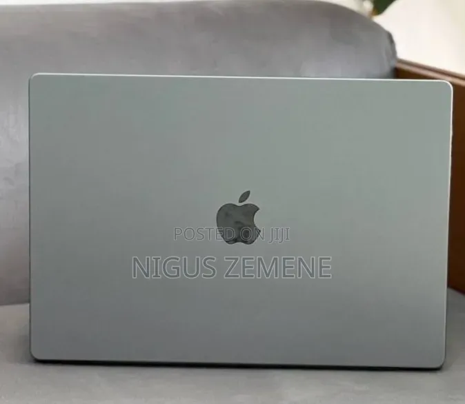 New Laptop Apple MacBook Pro 2021 M1 16GB Apple M1 Pro SSD 1T