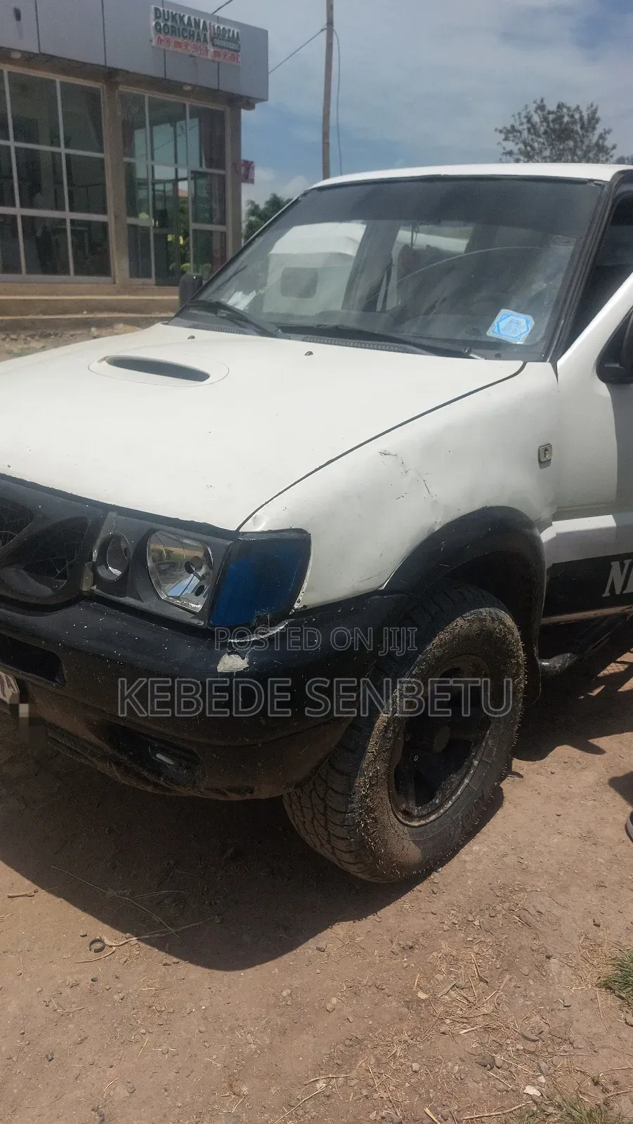 Nissan Patrol 2000 White