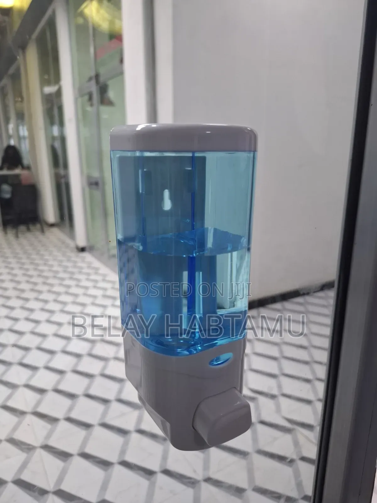 Wall Mounted Liquid Soap Dispenser