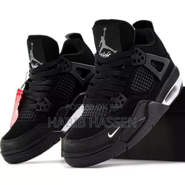 Jordan Retro 4 Bike Negro Shoes
