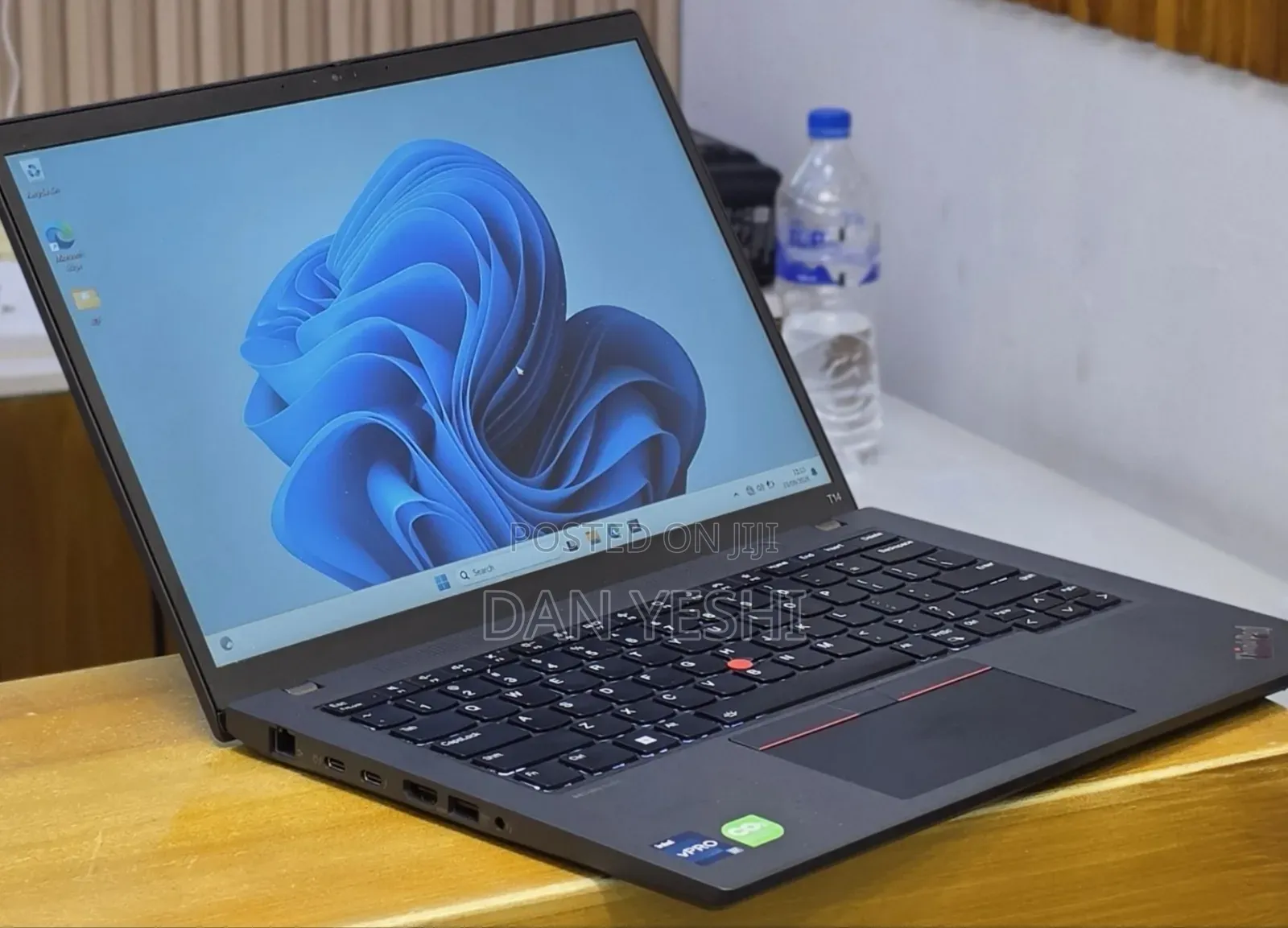 New Laptop Lenovo ThinkPad T14 G4 16GB Intel Core i7 SSD 512GB