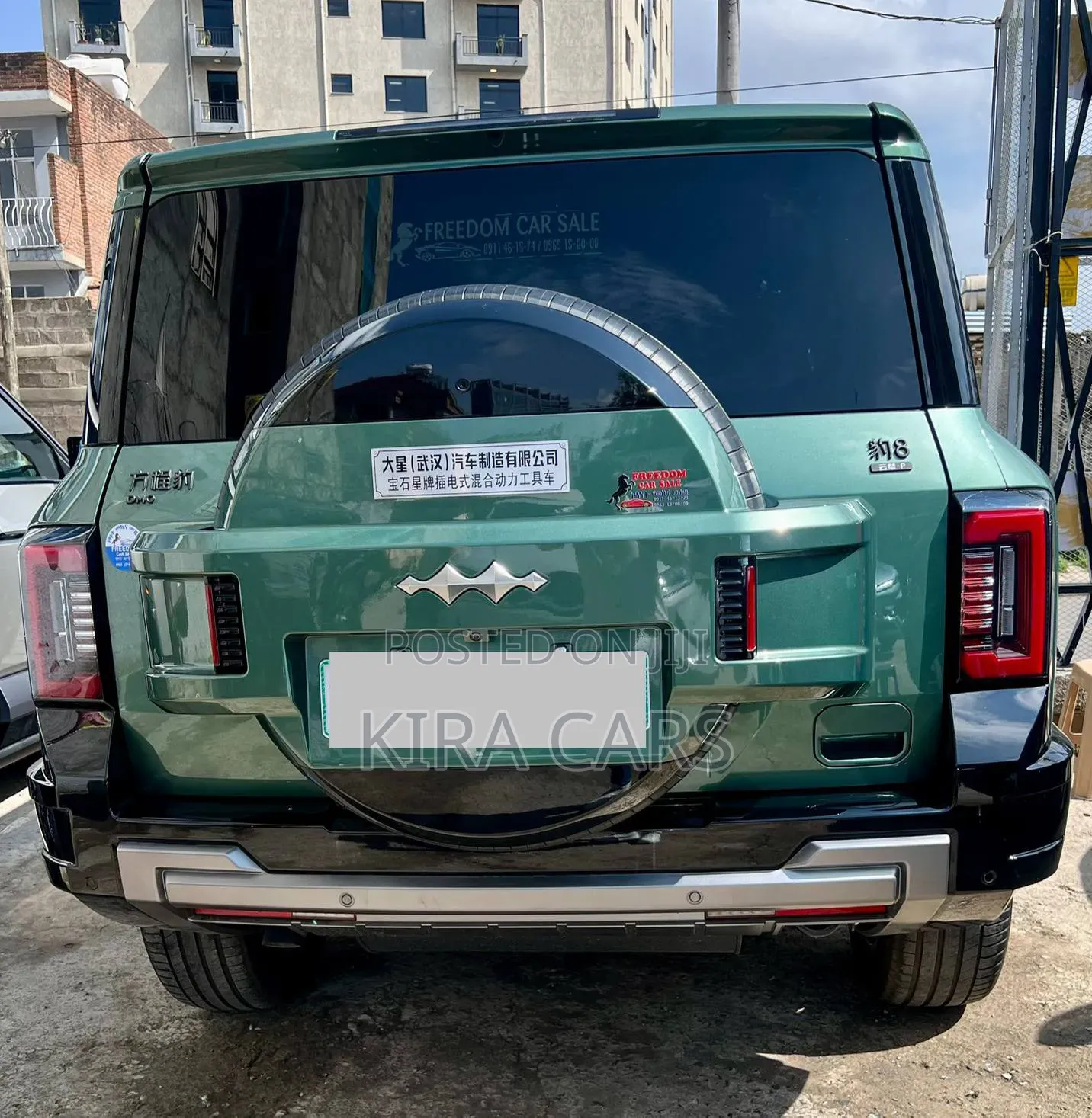 New BYD Leopard 8 2.0 Hybrid AWD 2025 Green