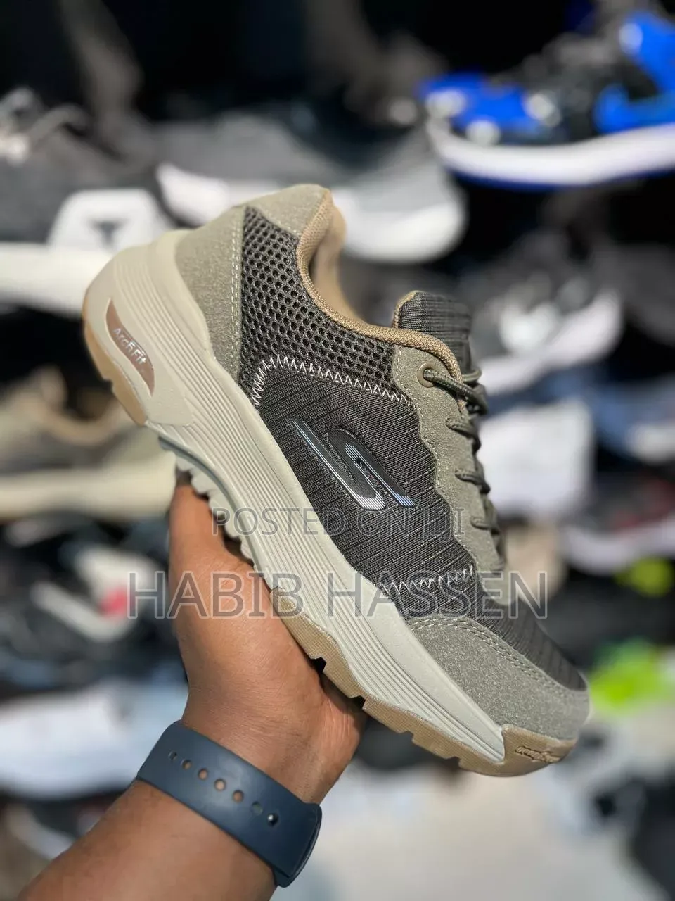 Skechers Arc Fit Shoes
