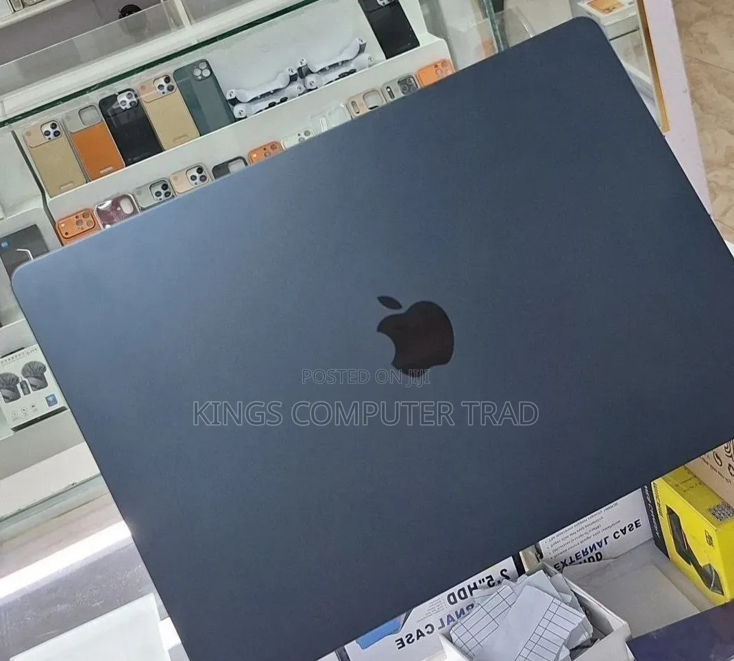 New Laptop Apple MacBook Air 2026 M5 16GB Apple M5 SSD 256GB