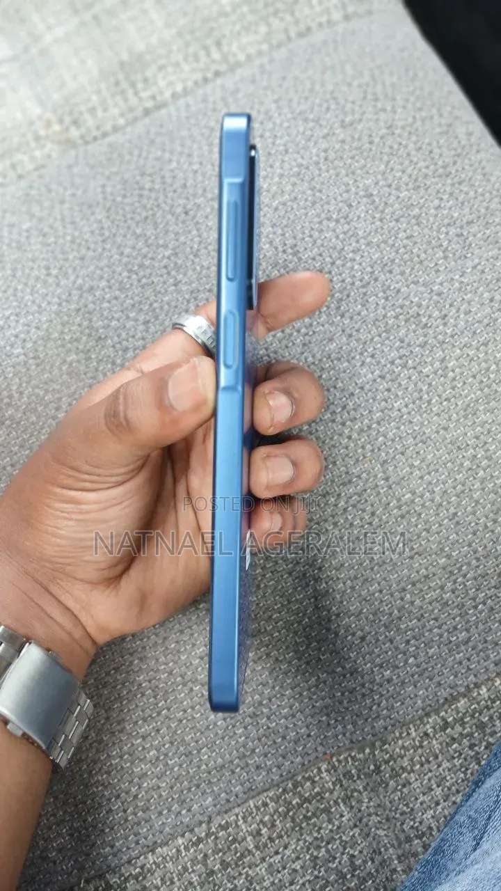 New Samsung Galaxy A17 5G 128 GB Blue