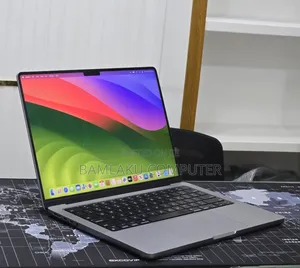 New Laptop Apple MacBook Pro 2023 M3 Pro 8GB Apple M3 Pro SSD 512GB