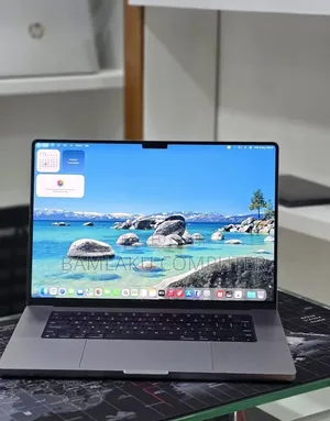 New Laptop Apple MacBook Pro 2022 M2 16GB Apple M2 SSD 512GB