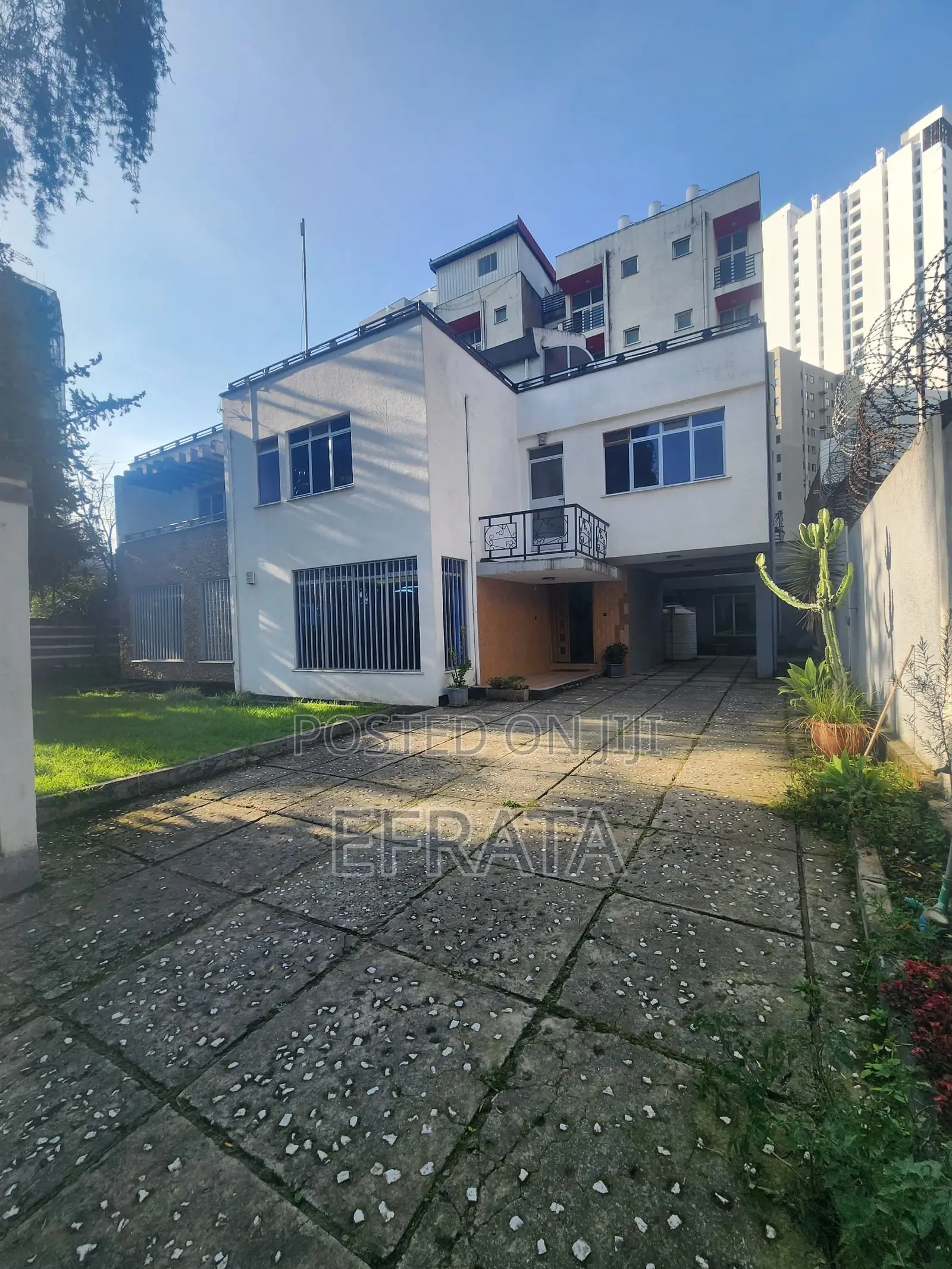 5bdrm House in Bole for rent