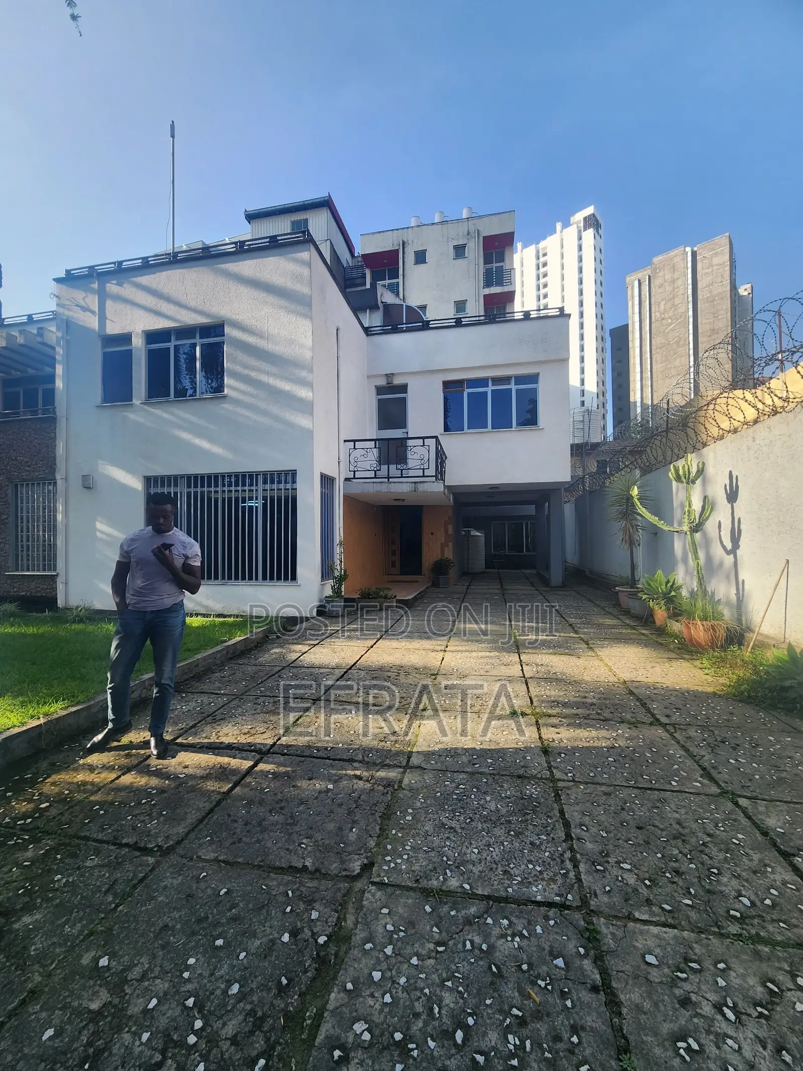 5bdrm House in Bole for rent