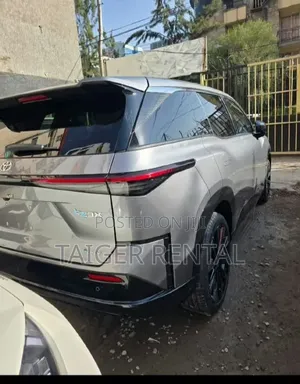 Toyota Bz3x Rent