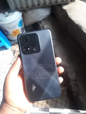 Itel A04 32 GB Black