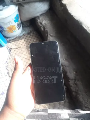 Itel A04 32 GB Black